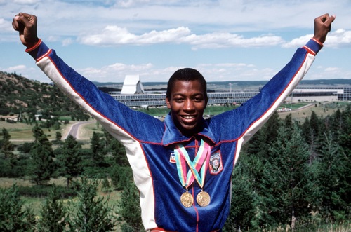 Alonzo-Babers-with-gold-medals-1984.JPEG.jpg